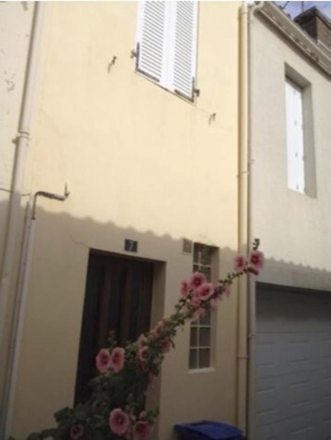 Maison De Tourisme Aux Sables D'Olonne Les Sables-d'Olonne Bagian luar foto